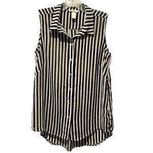 Women’s H&M Sleeveless Sheer Button Down Blouse Zebra Striped Pattern Size 6